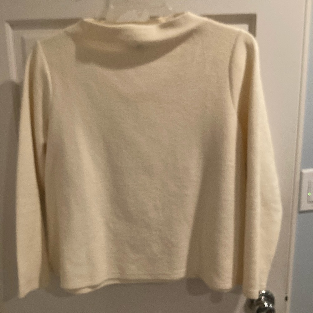 Eileen Fisher Long Sleeve winter white boat neck top L